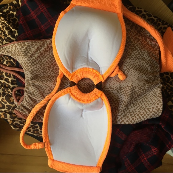 GUESS strapless with a ring bikini top neon orange - Picture 6 of 6